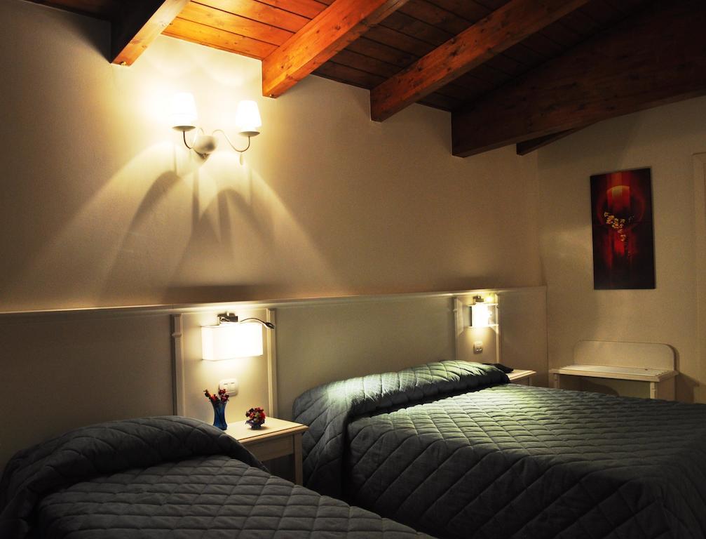 Hotel Centova Perugia Ruang foto