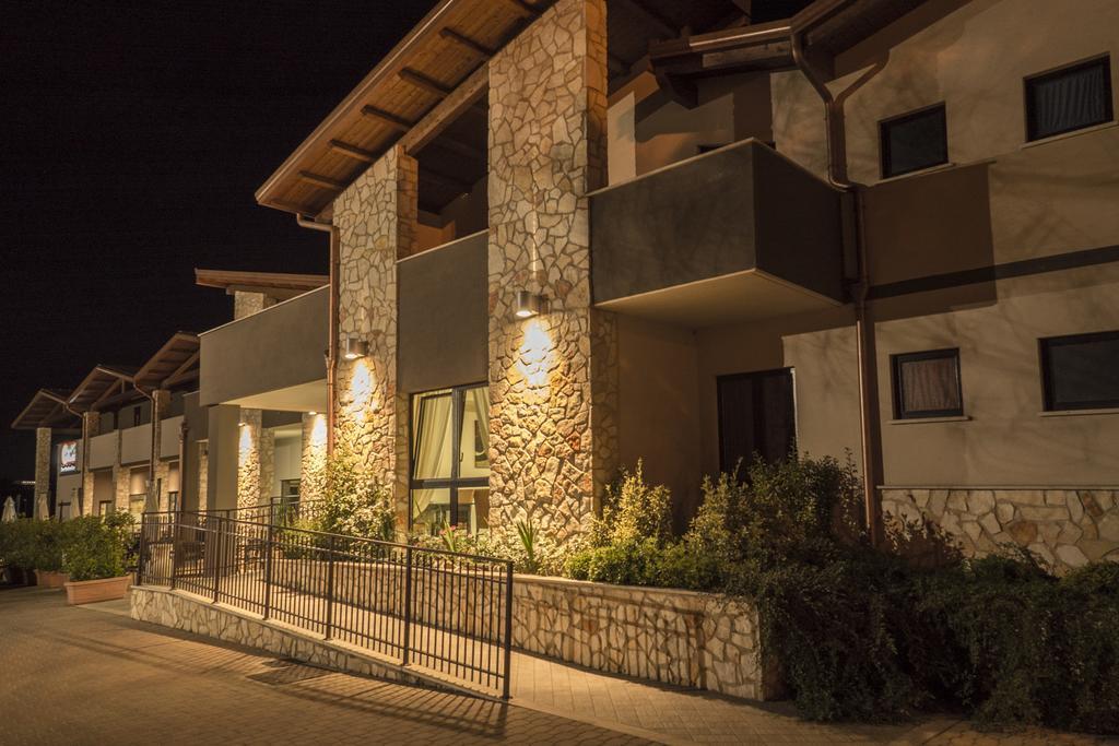 Hotel Centova Perugia Bagian luar foto